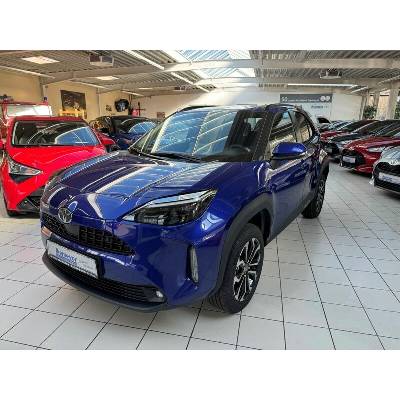 Toyota Yaris Cross Hybrid Teamplayer 96 kW