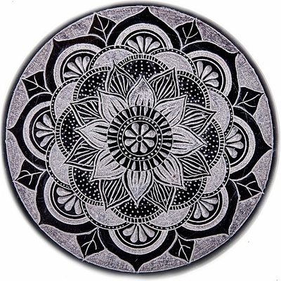 Nefertitis Stojánek z mastku na vonné tyčinky Mandala černo šedá NF31730 13 cm
