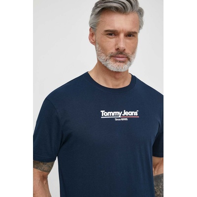 Tommy Jeans Памучна тениска Tommy Jeans в тъмносиньо с принт DM0DM18590 (DM0DM18590)