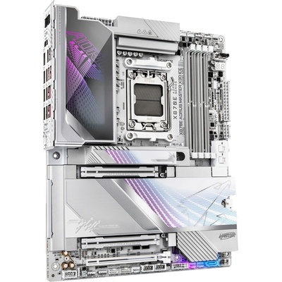 Gigabyte X870E AORUS MASTER X3D ICE