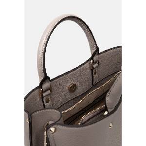 GUESS Чанта MERIDIAN (HWBG69.74060) - answear - 176,01 лв