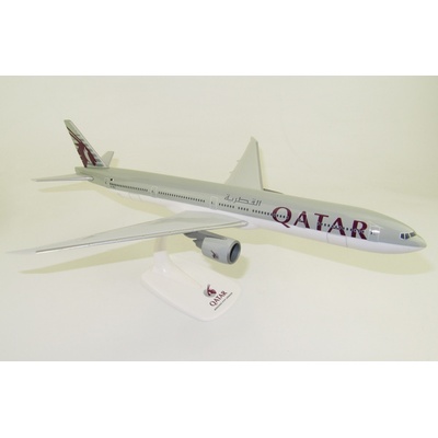 PPC Holland Boeing 777-3DZ ER Qatar Airways 2010s Colors Snap-Fit 1:200