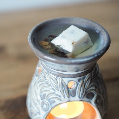 The Candle Brand Vonný vosk do aromalampy Dark Honey with Pepper 10 g