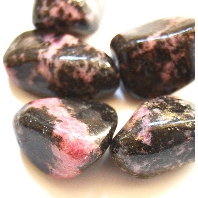 Rodonit tromlovaný XL - Madagaskar