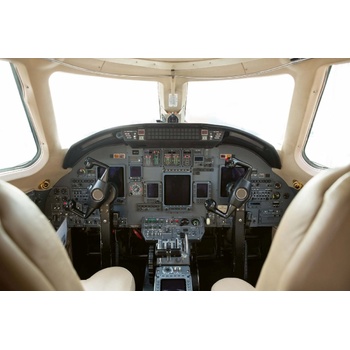 DIMEX ART s. r. o Флизелинов фототапет пикловна кабина на търговски самолет 375 x 250 см