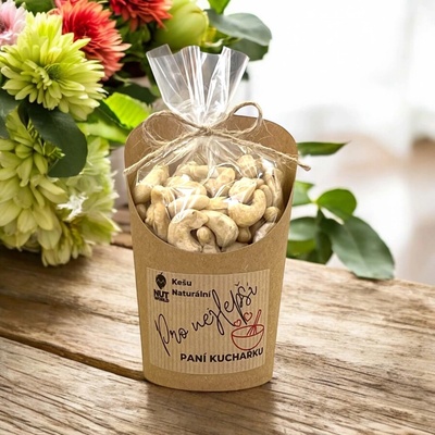 Nutworld Kešu natural v celofánku a kelímku pro paní kuchařku 180 g
