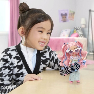 MGA L.O.L. Surprise! Tweens bábika Flora Moon 591665