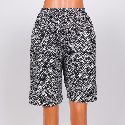 Мъжки бански шорти в черно и бяло