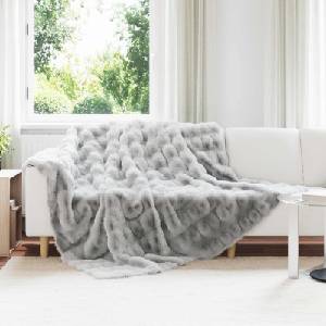 Pure Line Home Луксозно покривало за легло тип заешка кожа Olite, сиво