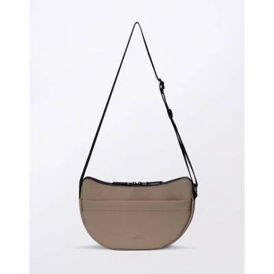 Ucon Acrobatics Alva Medium Lotus Infinity Dark Sand