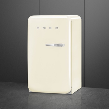 Image 1 of Smeg FAB10LCR5