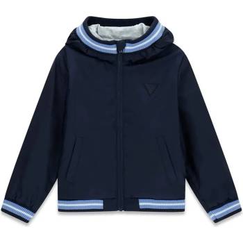 GUESS Яке ветровка Guess в тъмносин цвят, с качулка и цип за мини момче