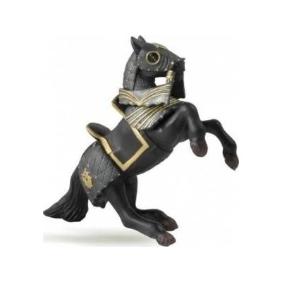 Papo Con in black armor