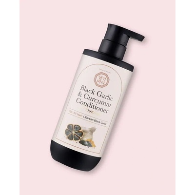 Daeng Gi Meo Ri Kondicionér na vlasy Black Garlic and Curcumin Treatment - 500 ml
