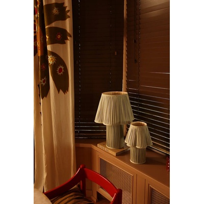 Doing Goods Настолна лампа Doing Goods Myra Lamp Small Silk S (1.20.60.010.060.1)