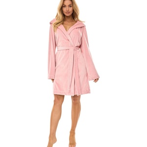 L&L Дамски домашен халат модел 218045 L&L collection