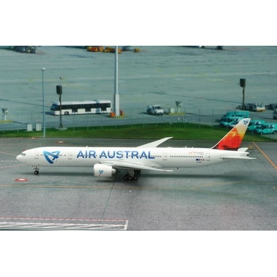 Phoenix B777-3Q8ER Air Austral 2009s Colors Vulcan Tail Named C. Leconte de Lisle 1:400
