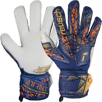 Reusch Attrakt grip 11