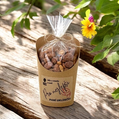 Nutworld Mix ořechů v medu a soli v celofánku a kelímku pro paní uklizečku 180 g