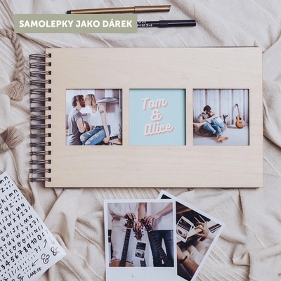 dřevěné fotoalbum s okýnky: Barva listů černá, Rozměr fotoalba šířka 30x20cm, Počet listů 20 listů s prokladovými listy