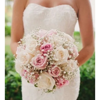 Image 1 of БУЛЧЕНСКИ БУКЕТ ОТ РОЗИ