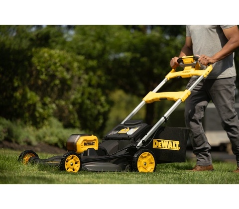 DeWALT DCMWSP550N