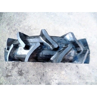 BKT TR171 8,3-22 104A6 TT