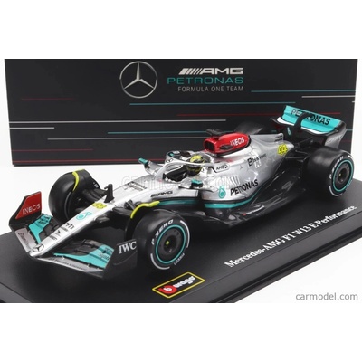 Bburago Mercedes gp F1 W13e Team Mercedes amg Petronas F1 N 44 Season 2022 Lewis Hamilton With Helmet And Plastic Showcase Stříbrná Zelená 1:43