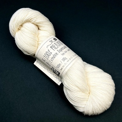 MMboutique Příze na barvení 100% merino ovčí vlna Extrafine 4ply 400 m