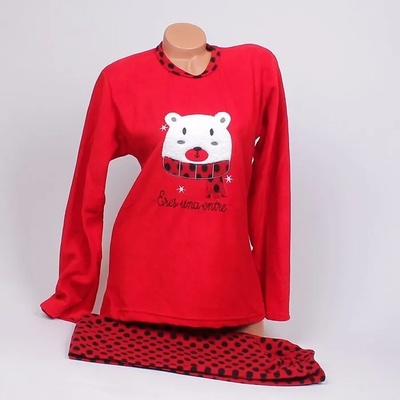 Поларена пижама в червен цвят с черни точки и мече