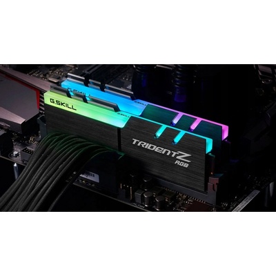 G.Skill 32GB kit DDR4 3600 CL18 Trident Z RGB F4-3600C18D-32GTZR