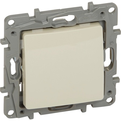 Legrand Лихт бутон niloe 6a крем (m019253)