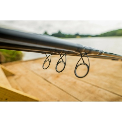 Preston Innovations Monster Xtreme Distance Feeder 4.2M 200g 3 diely
