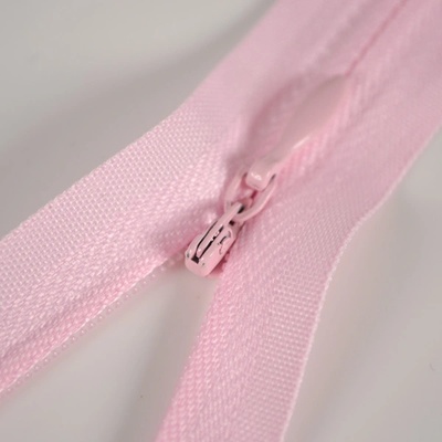 Takoy Zips skrytý nedeliteľný 3mm ružový - 25cm