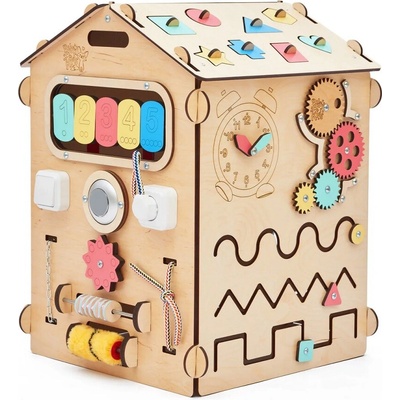 BusyKids Activity board Domeček