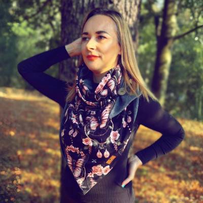 MONYTA trojúhelníkový s podšívkou