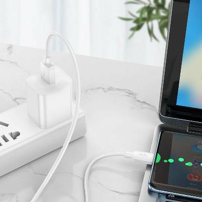 Hoco X96 USB-A na USB-C PD 2,4A 27W 1m bílý