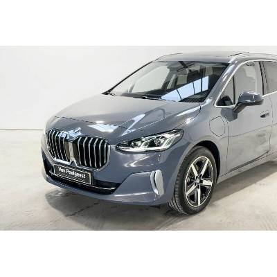 BMW 225 Active Tourer e xDrive 180 kW