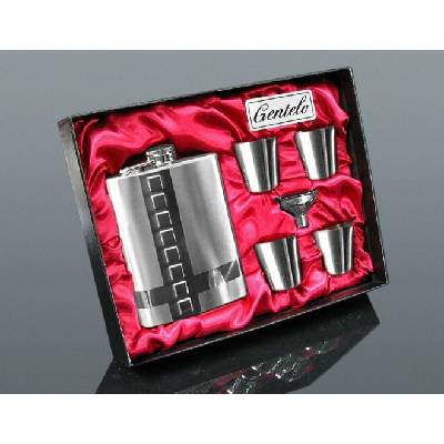 Súprava BLOOD RED ploskačka 240 ml + 4 ks štamperlíkov 30 ml