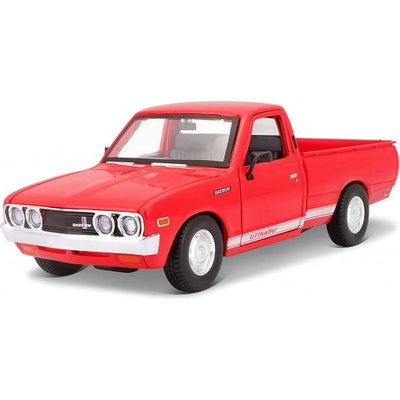 Maisto Datsun 620 Pick up 1973 Scale Model Červený 1:24