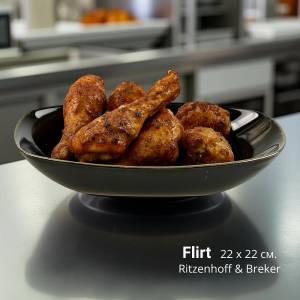 Ritzenhoff & Breker Порцеланова чиния Flirt, дълбока, черна 22 х 22 см. Ritzenhoff & Breker