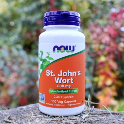 NOW St. John's Wort Třezalka tečkovaná 300 mg x 100 rostlinných kapslí