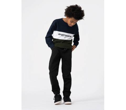 4F 4FJAW23TTROM412 DEEP BLACK
