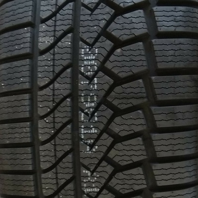 Goodride Zuper Snow Z-507 215/55 R18 99V