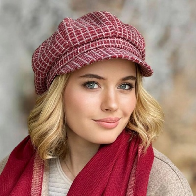 Krumlovanka Podzimní dámská čepice s kšiltem 8 dílná bekovka červený tvíd Me-B55
