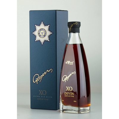 Kvint Brandy 40y Suvorov 40% 0,7 l (karton)