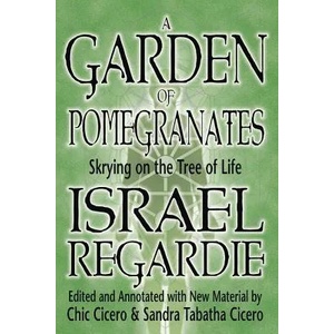 Garden of Pomegranates (ISBN: 9781567181418)