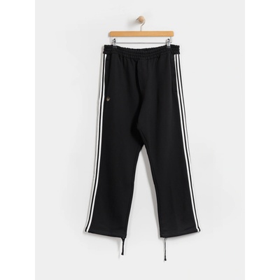 adidas Tyshawn black