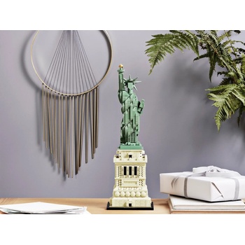 LEGO® Architecture - Statue of Liberty (21042)