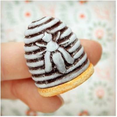 CircusMind brož fimo včelí úl S5050
